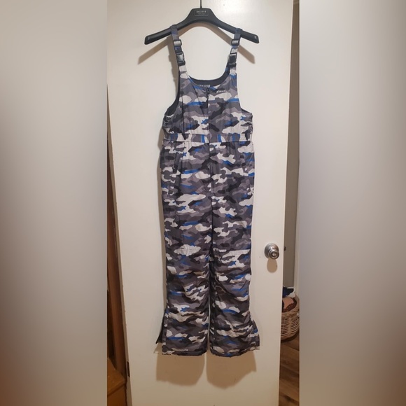 Kids XL Eddie Bauer snow bibs and coat - Picture 9 of 9